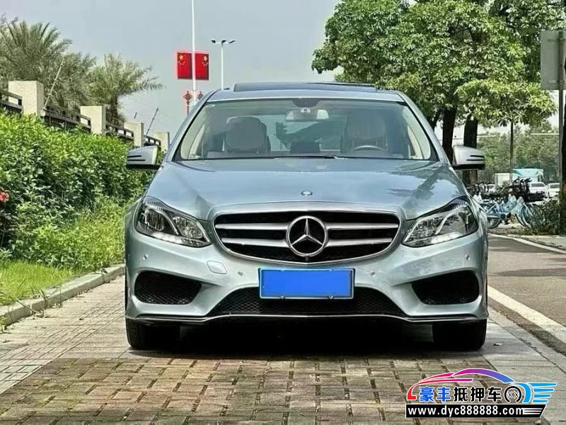 16年奔驰E轿车抵押车出售