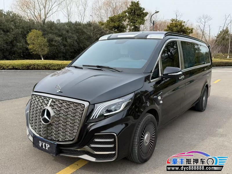 24年奔驰威霆轿车抵押车出售