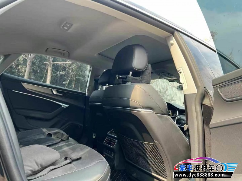 24年奥迪A7轿车抵押车出售