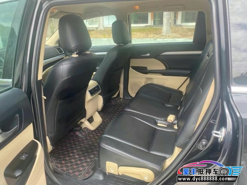 21年丰田汉兰达轿车抵押车出售