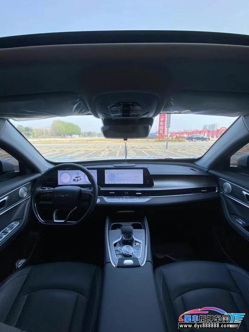 24年奇瑞瑞虎8轿车抵押车出售