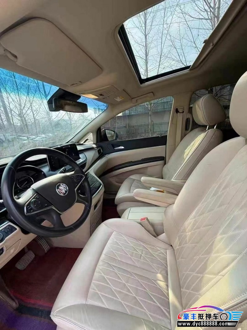 24年别克GL8轿车抵押车出售