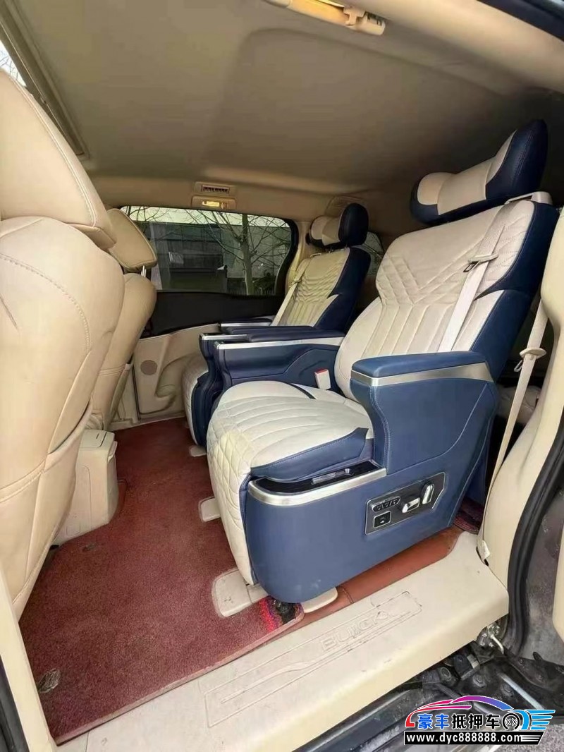 24年别克GL8轿车抵押车出售