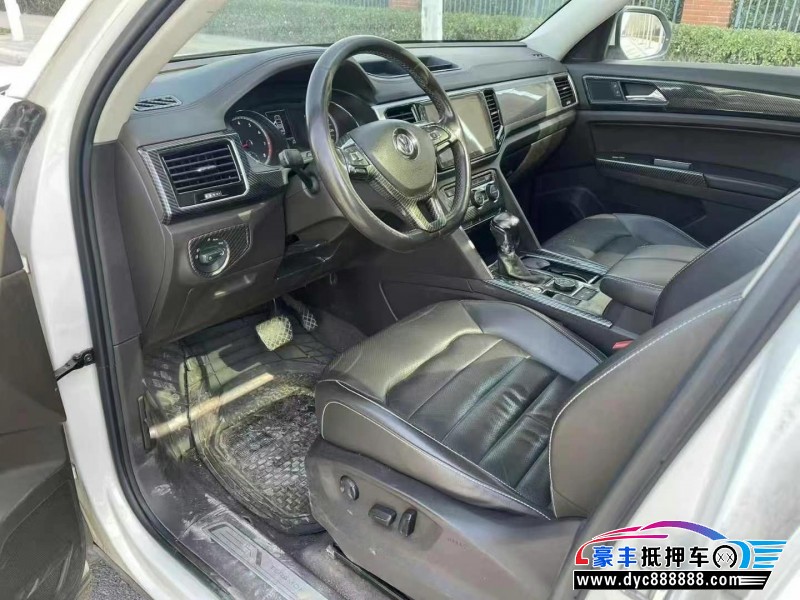 18年大众途昂轿车抵押车出售