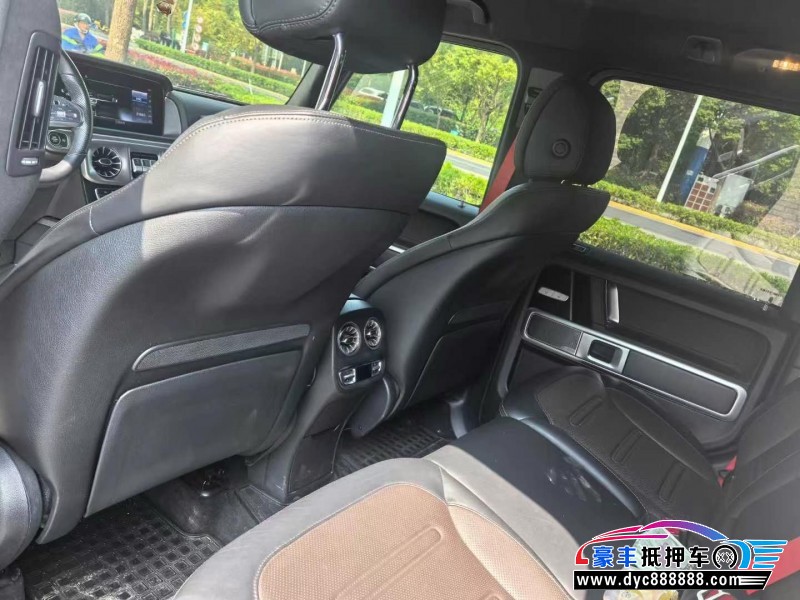 20年奔驰G轿车抵押车出售