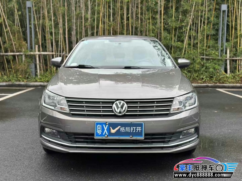 17年大众朗逸轿车抵押车出售