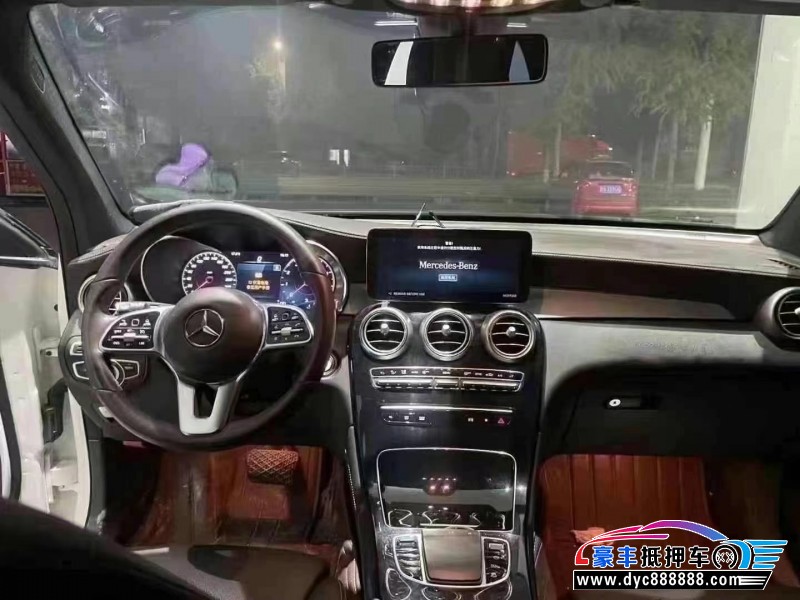 22年奔驰GLC轿车抵押车出售