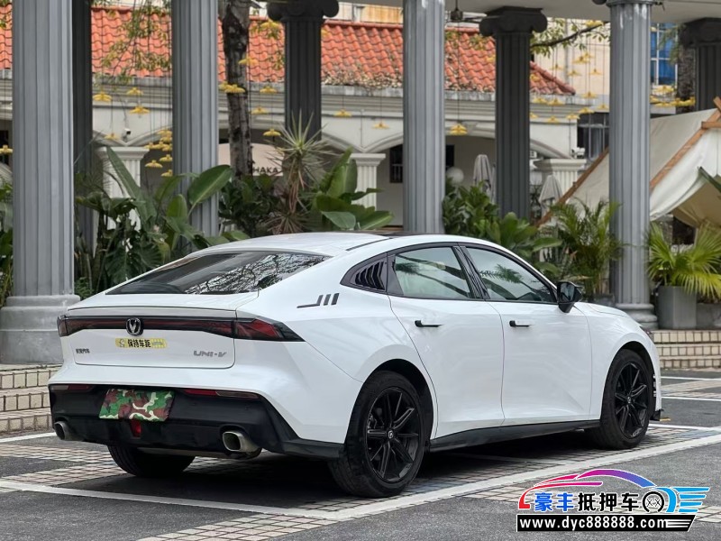 24年长安长安UNI轿车抵押车出售