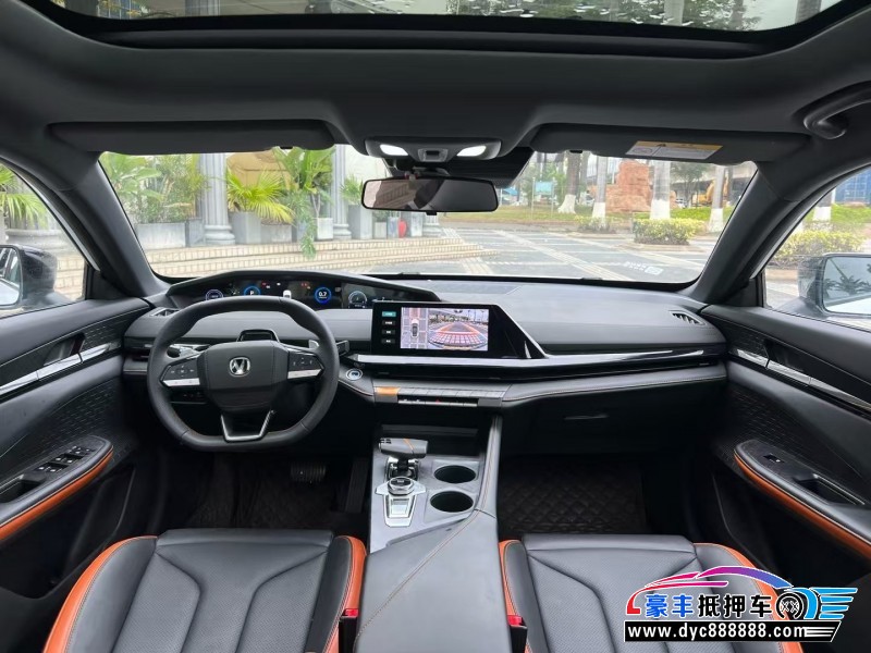 24年长安长安UNI轿车抵押车出售