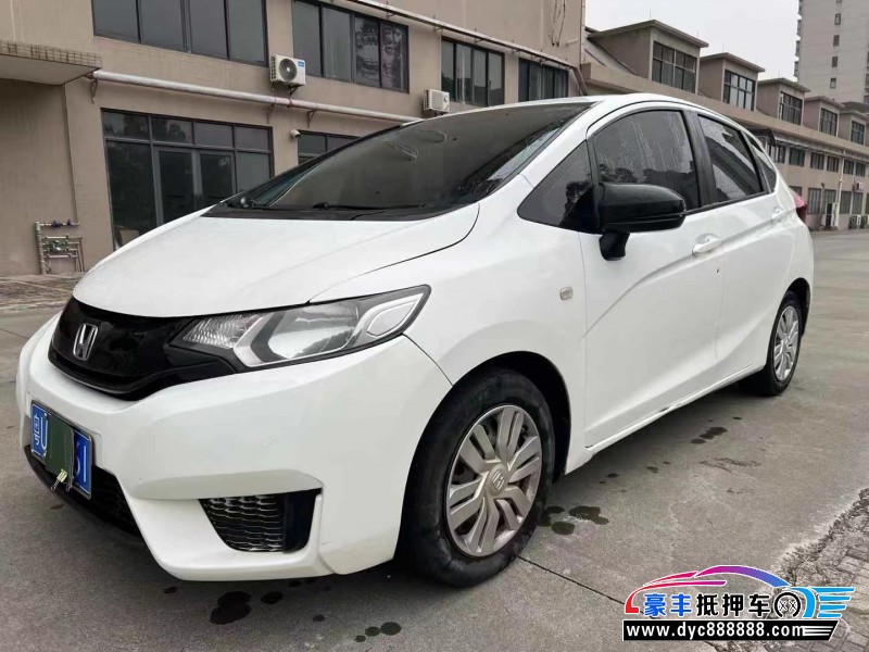 17年本田飞度轿车抵押车出售