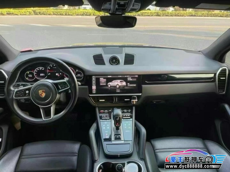 20年保时捷卡宴轿车抵押车出售