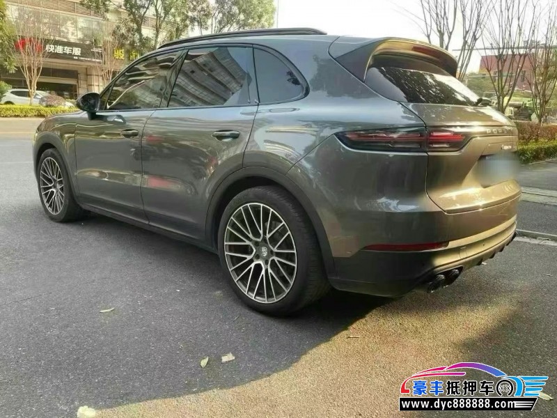 20年保时捷卡宴轿车抵押车出售