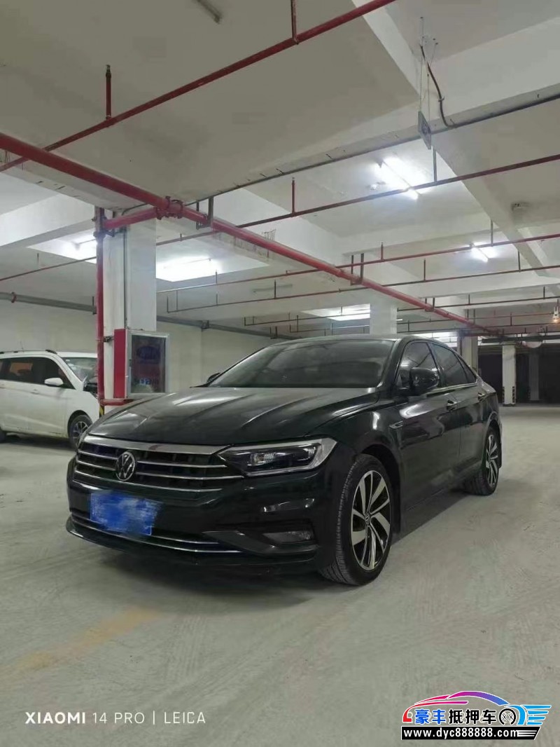 22年大众速腾轿车抵押车出售