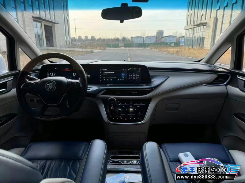 20年别克GL8轿车抵押车出售