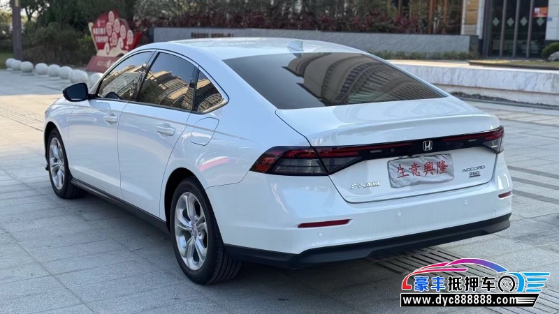 24年本田雅阁轿车抵押车出售