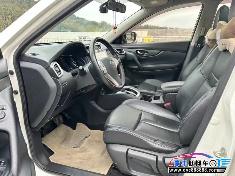 16年日产奇骏轿车抵押车出售