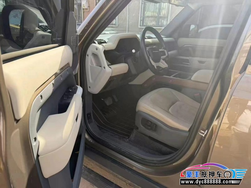 21年路虎卫士SUV抵押车出售