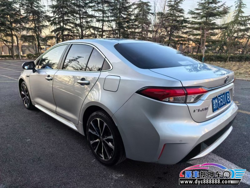 20年丰田雷凌轿车抵押车出售