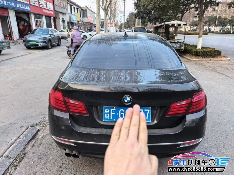 17年宝马5系轿车抵押车出售