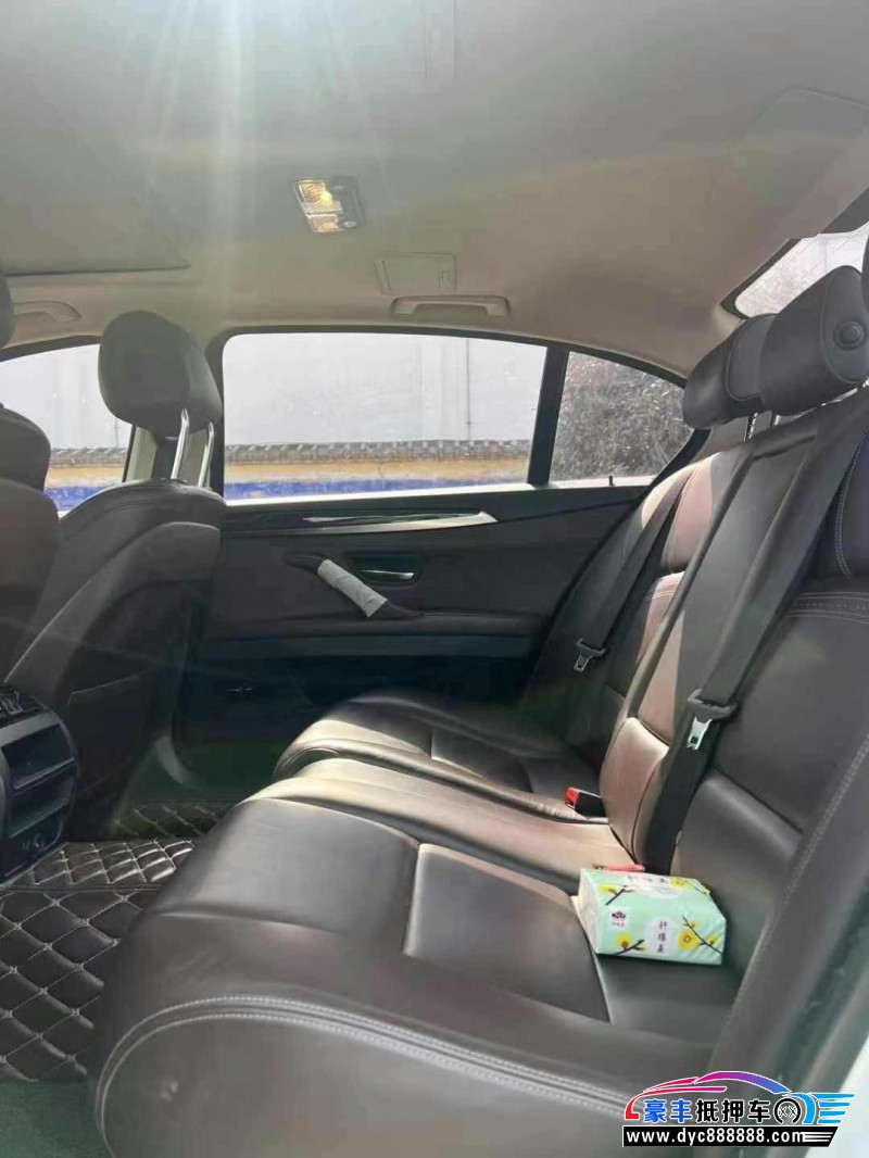 16年宝马5系轿车抵押车出售