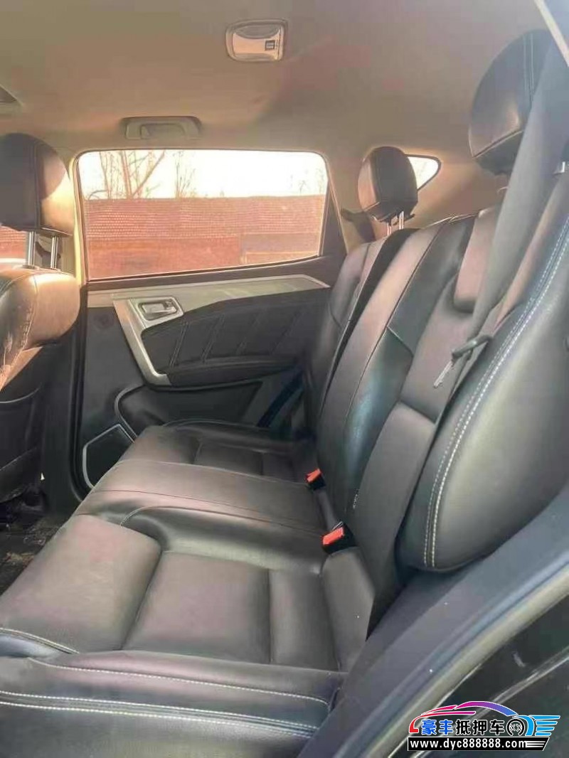 17年吉利远景轿车抵押车出售