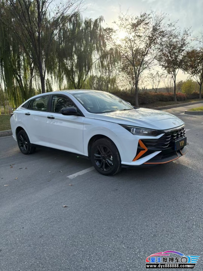 24年东风风神奕炫轿车抵押车出售