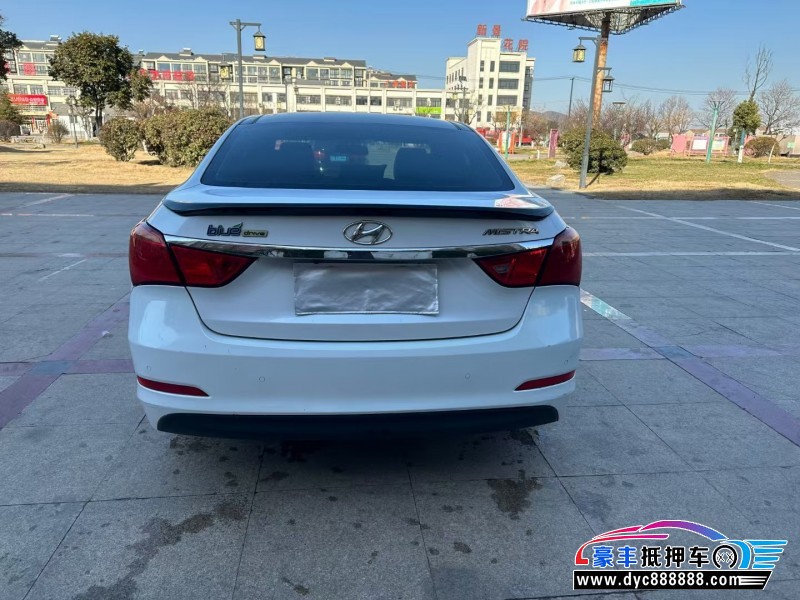 15年现代名图轿车抵押车出售