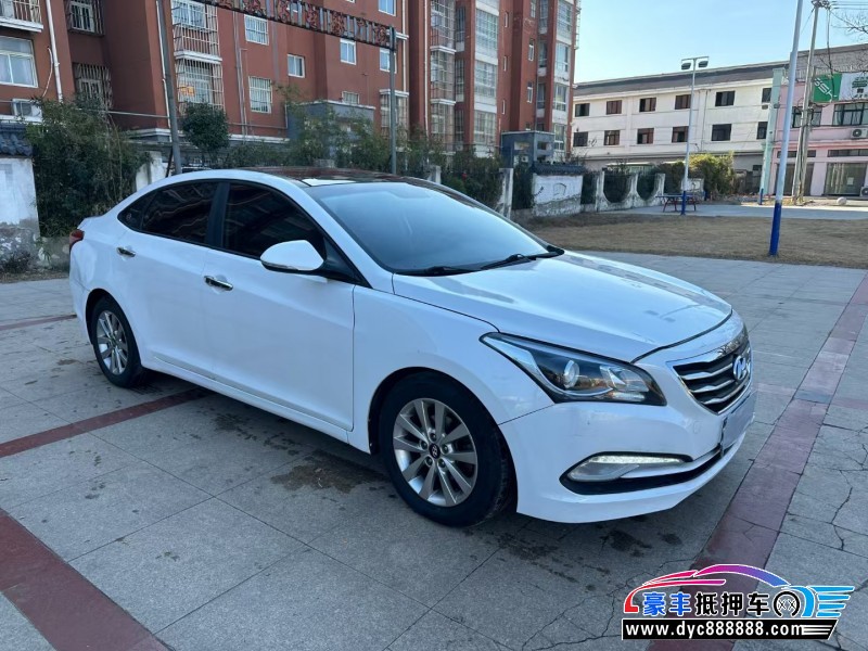 15年现代名图轿车抵押车出售