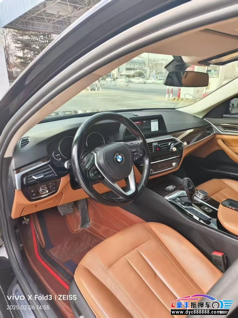 18年宝马5系轿车抵押车出售