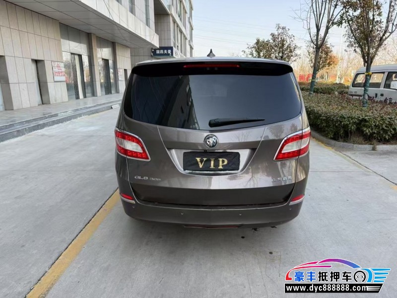 12年别克GL8轿车抵押车出售