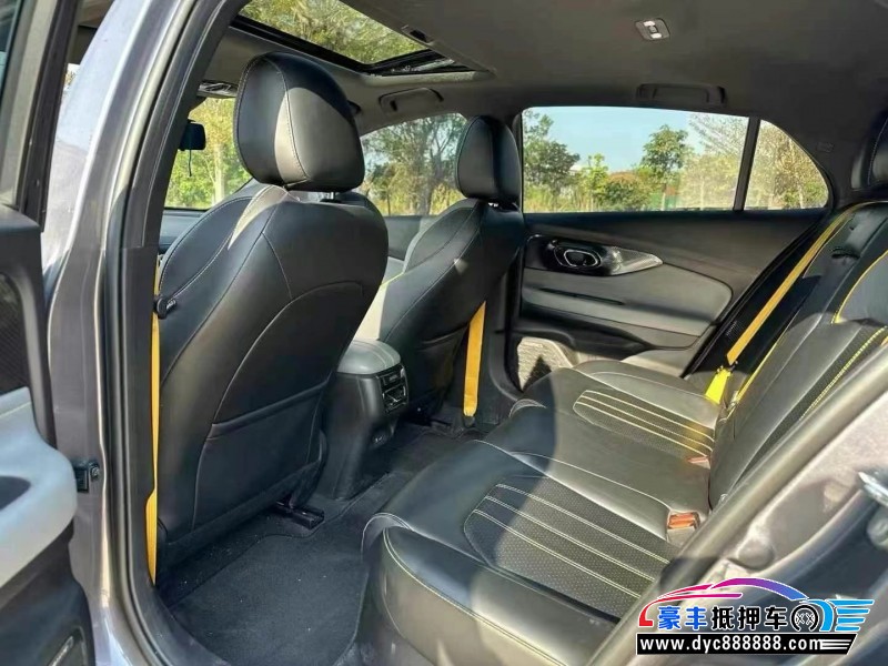 22年传祺影豹轿车抵押车出售