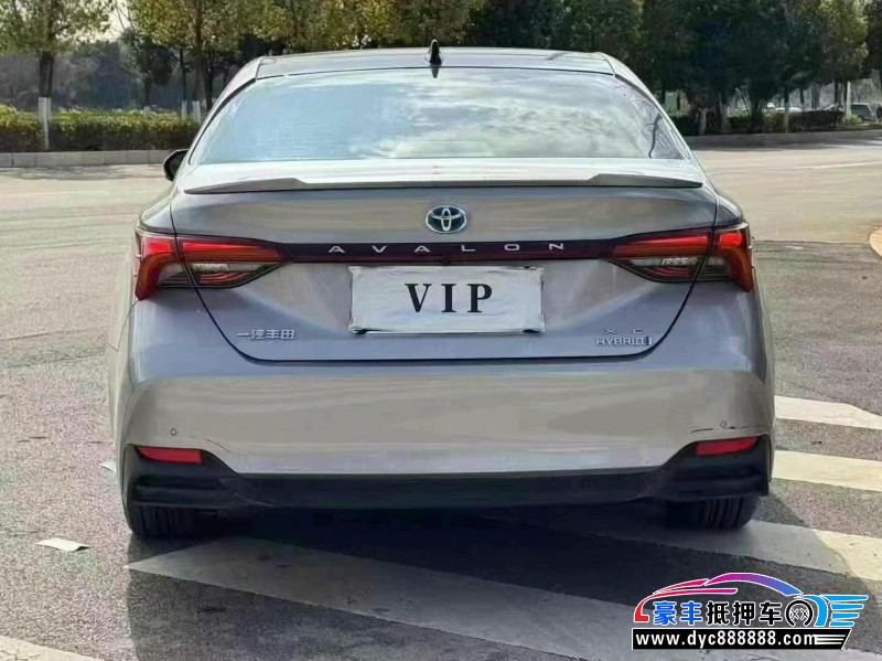 22年丰田亚洲龙轿车抵押车出售