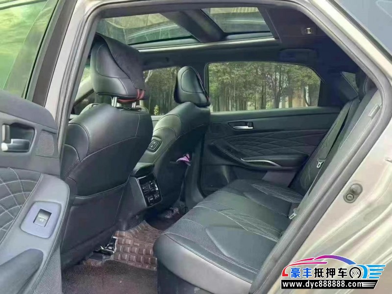 22年丰田亚洲龙轿车抵押车出售