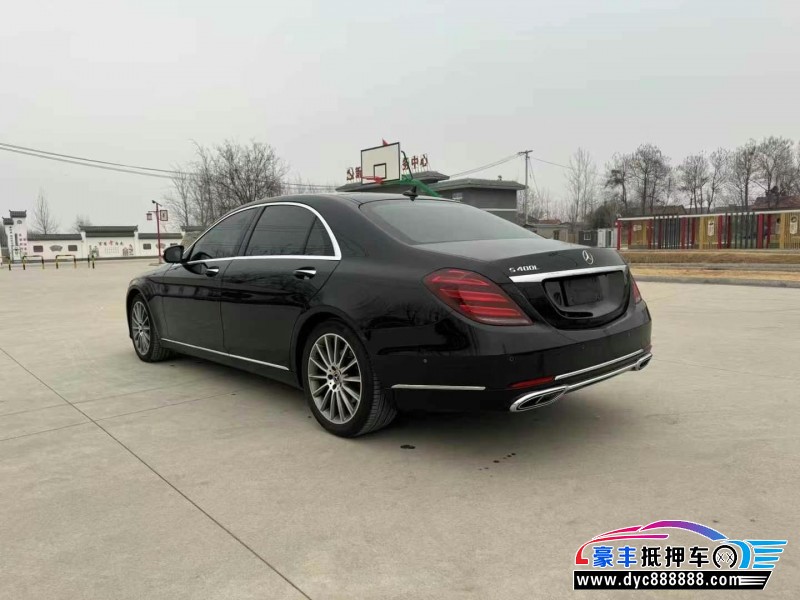 17年奔驰S轿车抵押车出售