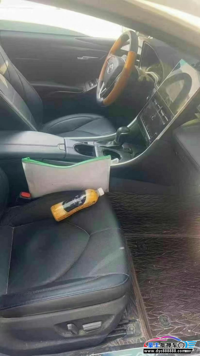 23年丰田亚洲龙轿车抵押车出售