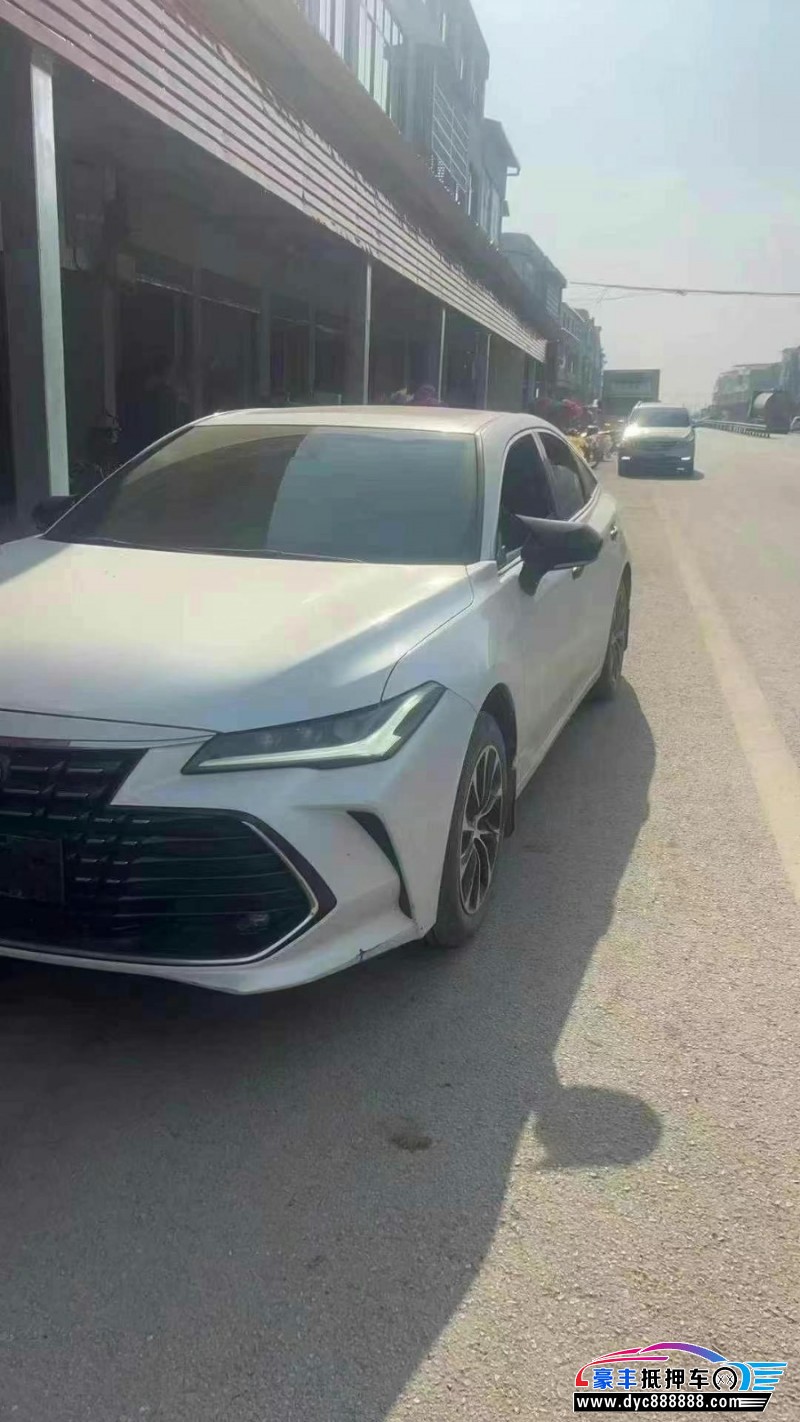 23年丰田亚洲龙轿车抵押车出售