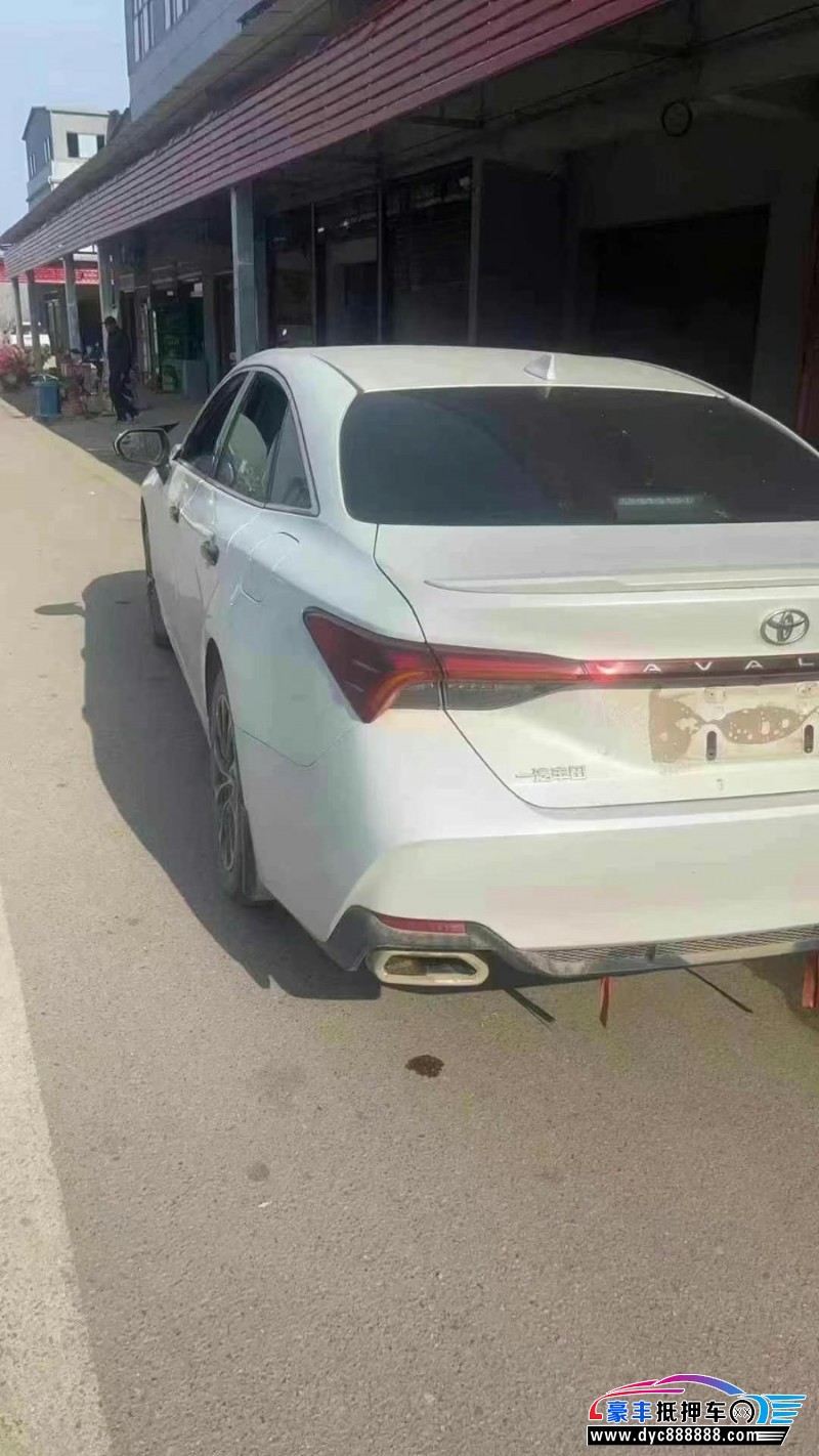 23年丰田亚洲龙轿车抵押车出售