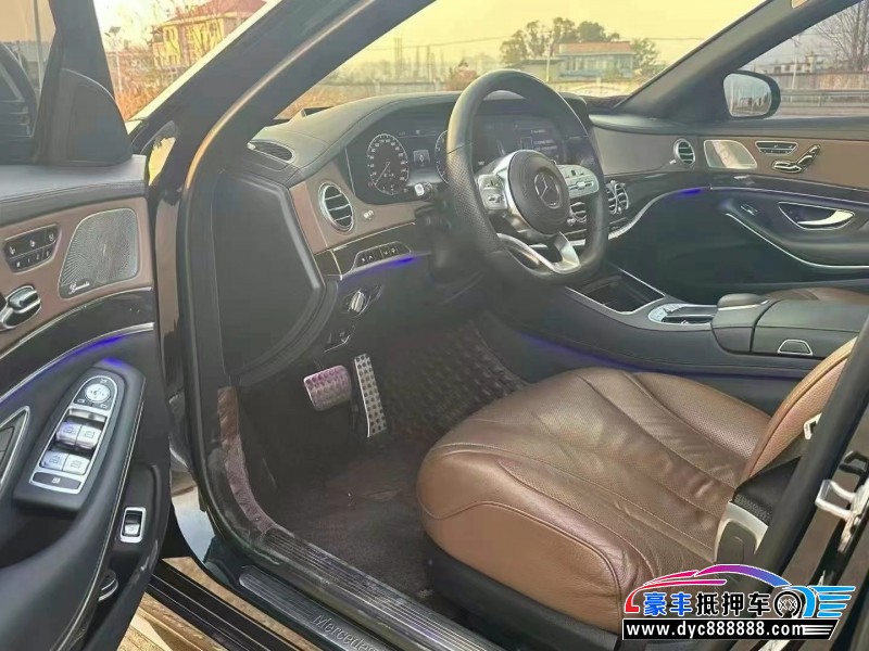 19年奔驰S级轿车抵押车出售