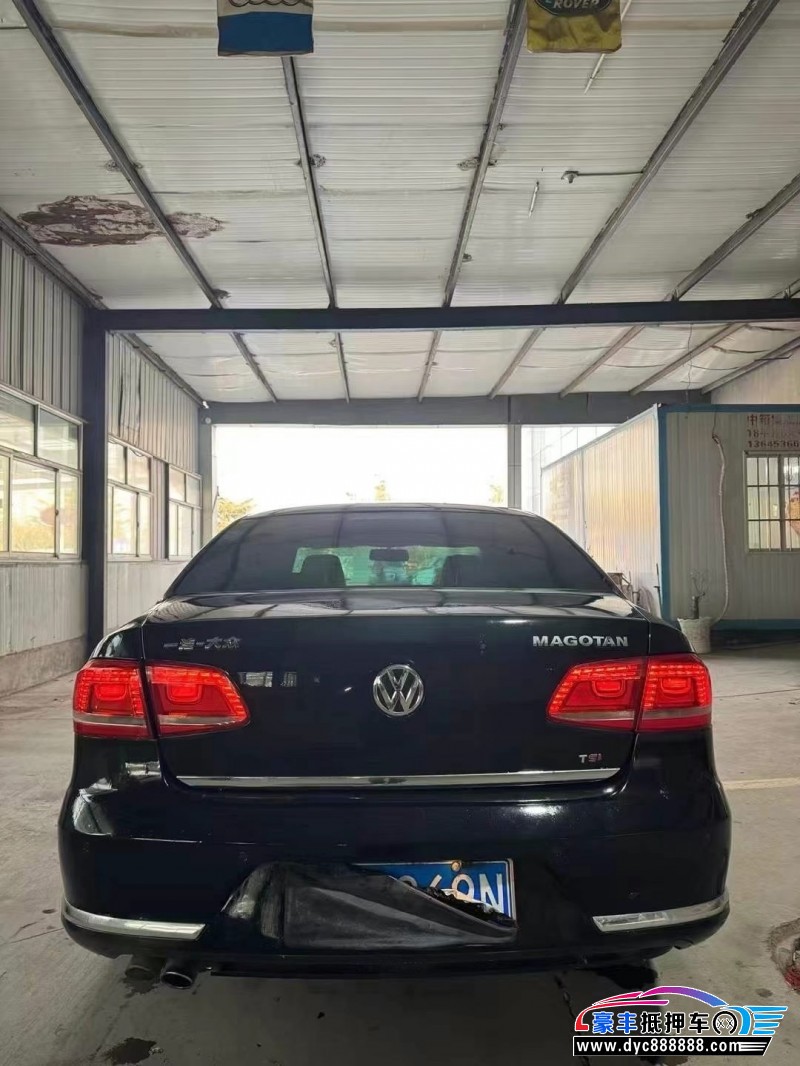 14年大众迈腾轿车抵押车出售