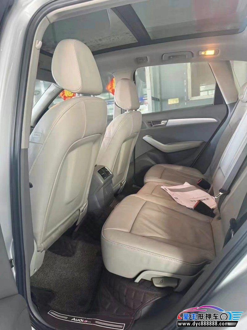 12年奥迪Q5SUV抵押车出售