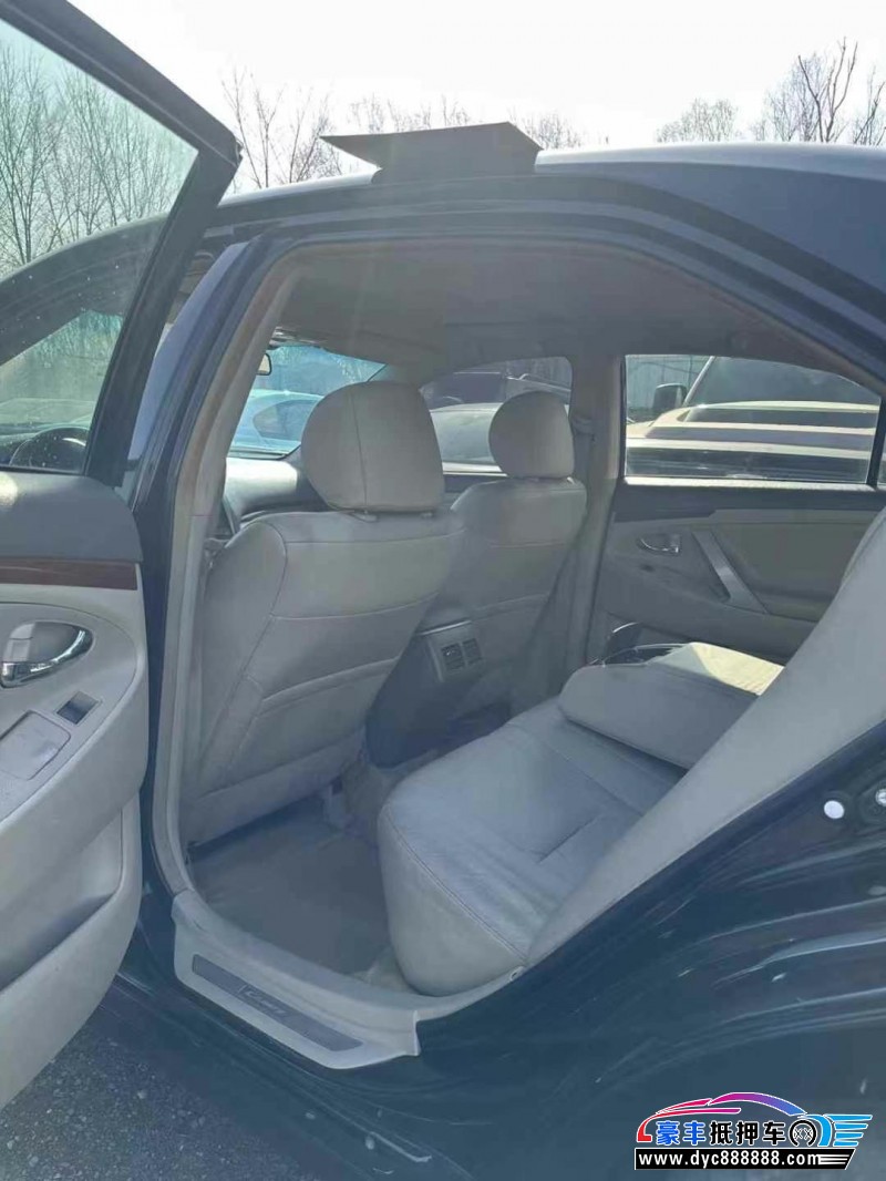 14年丰田凯美瑞轿车抵押车出售