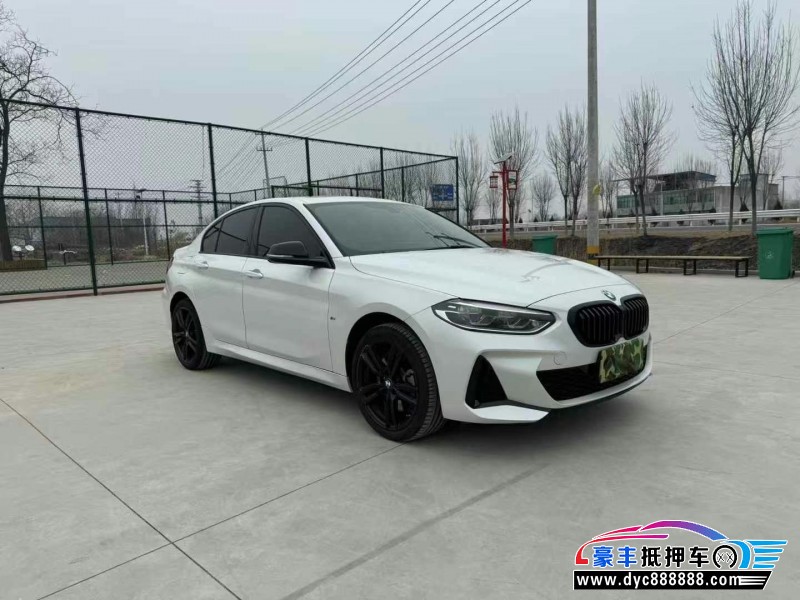 22年宝马1系轿车抵押车出售