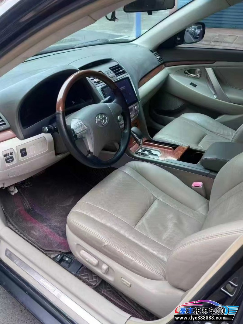 14年丰田凯美瑞轿车抵押车出售