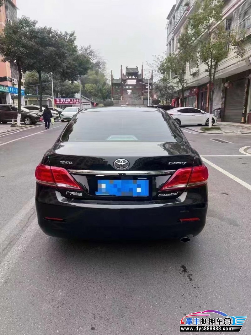 14年丰田凯美瑞轿车抵押车出售