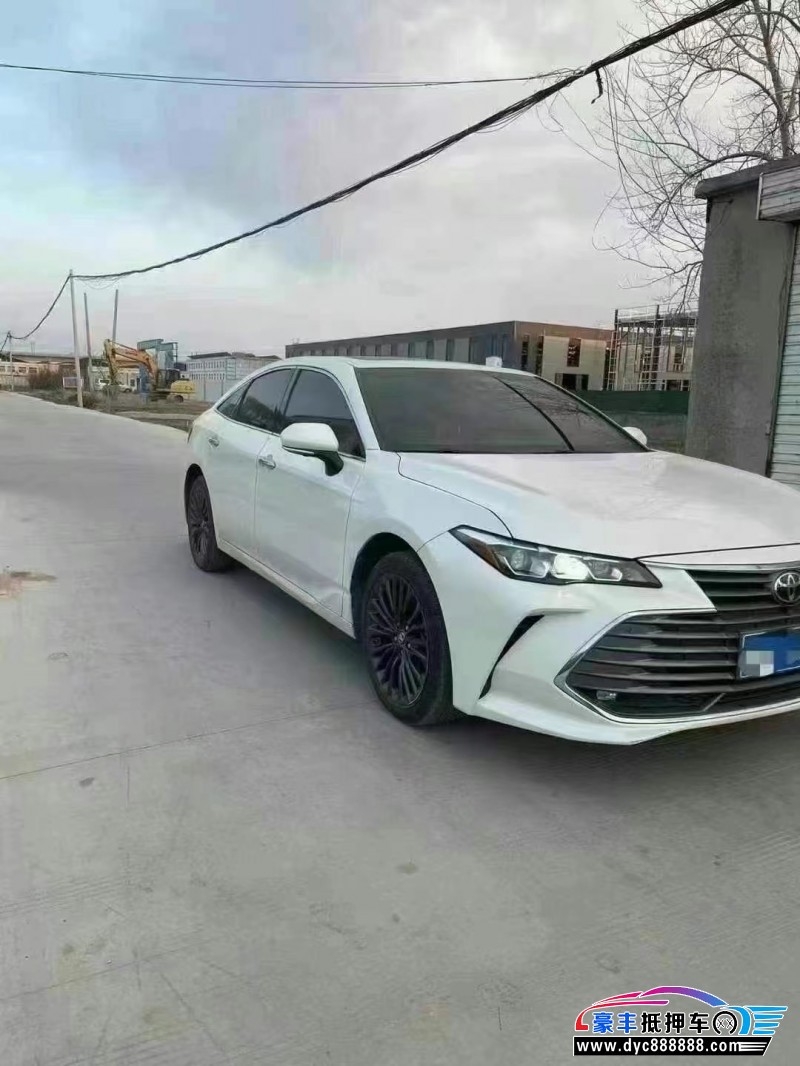 20年丰田亚洲龙轿车抵押车出售