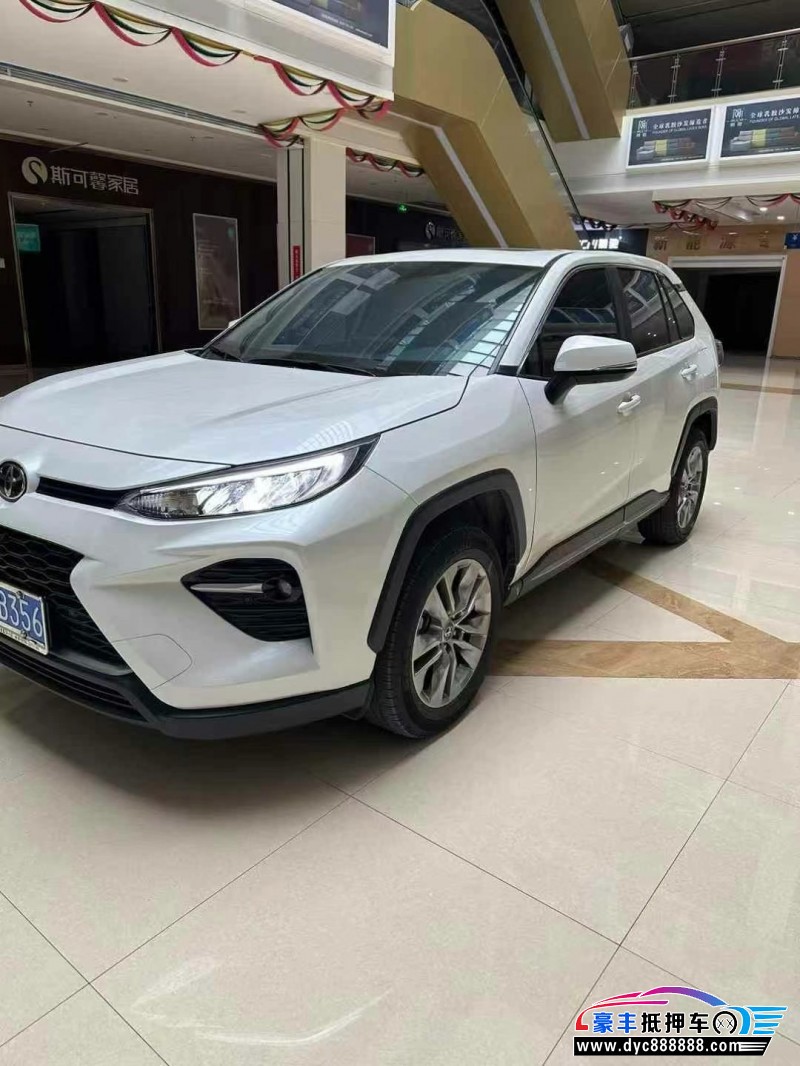 23年丰田威兰达轿车抵押车出售