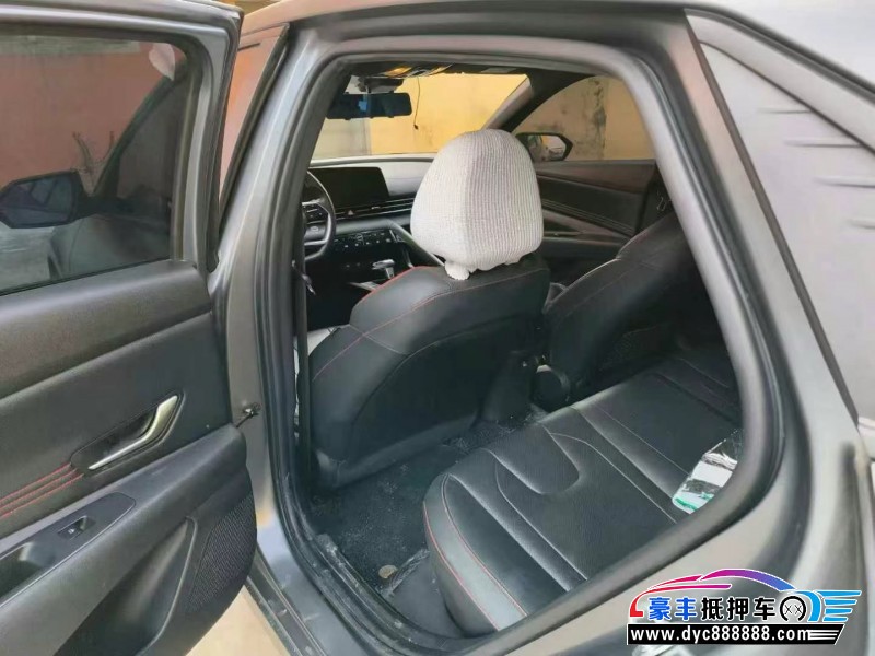 23年现代伊兰特轿车抵押车出售