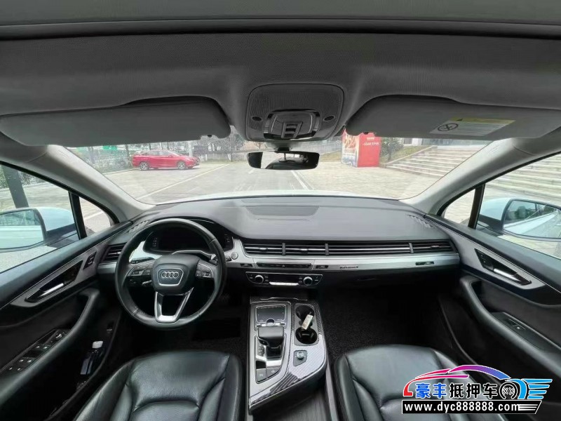 19年奥迪Q7轿车抵押车出售