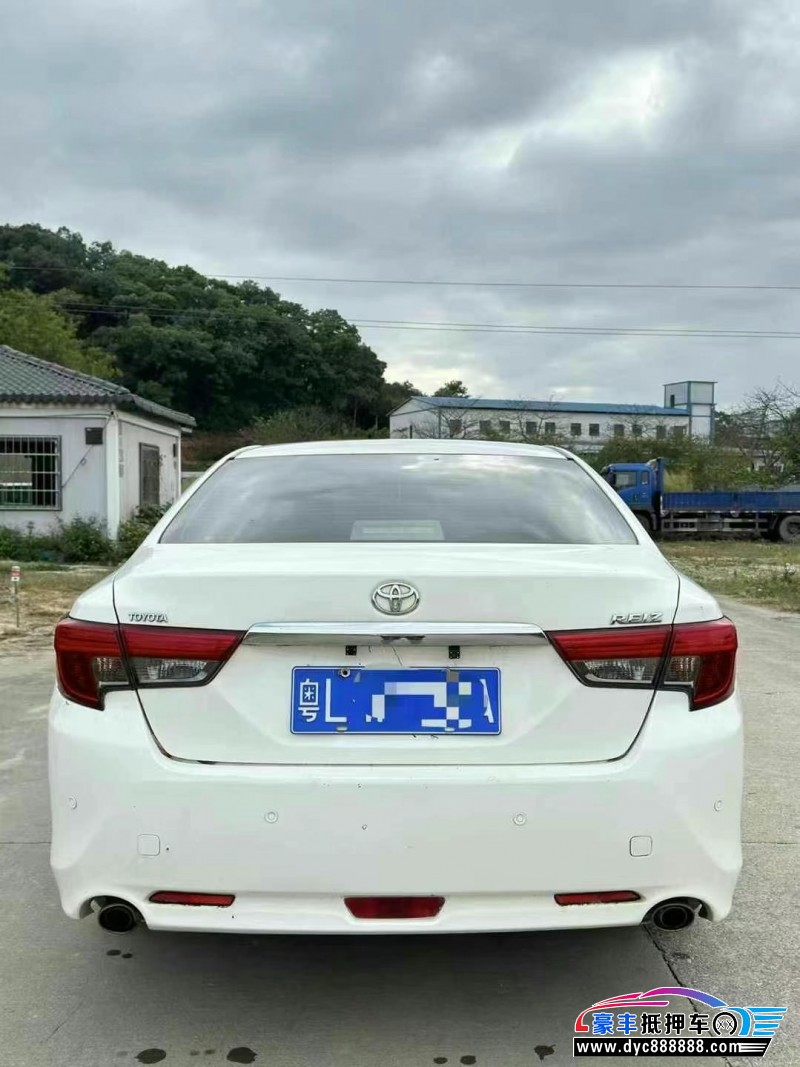 16年丰田锐志轿车抵押车出售