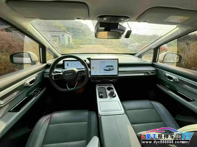 23年埃安Y80轿车抵押车出售